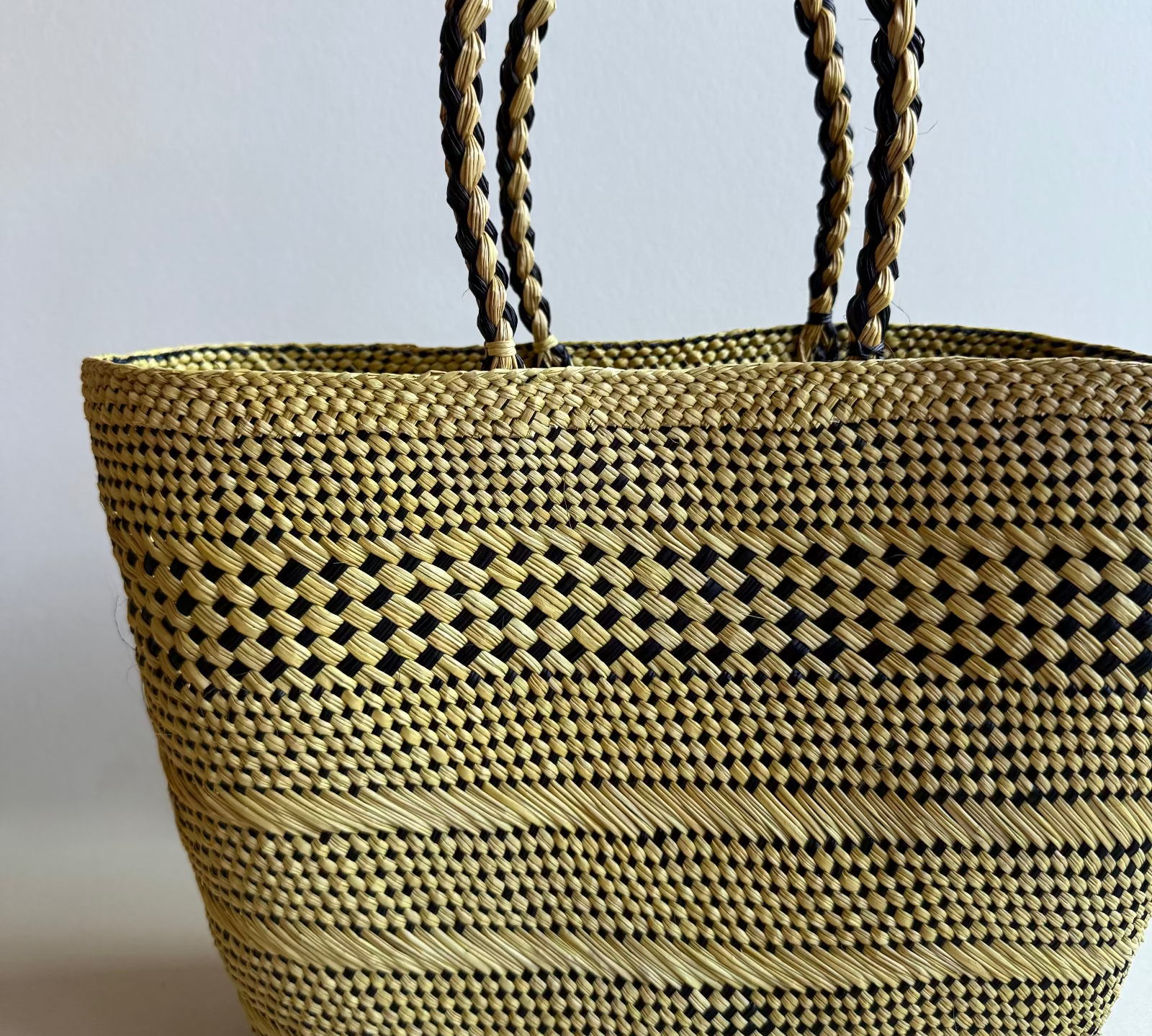 Damas Colombian handbag